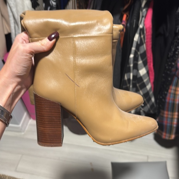 Zara Heeled Leather Knee high boots - Picture 7 of 8